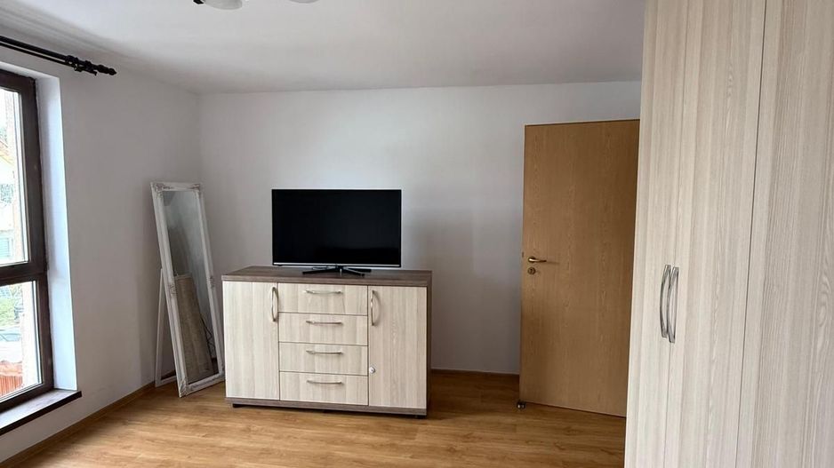 Casă complet mobilată I lângă pădure și lac I Dumbrăvița - Poză 5