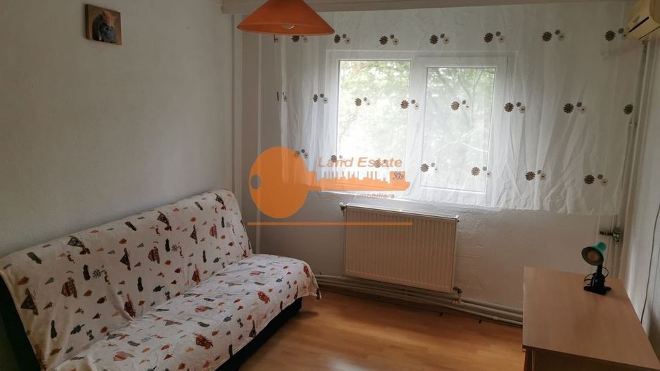 Garsonieră  decomandată cu centrala proprie – la 5 minute de metrou - Poză 3