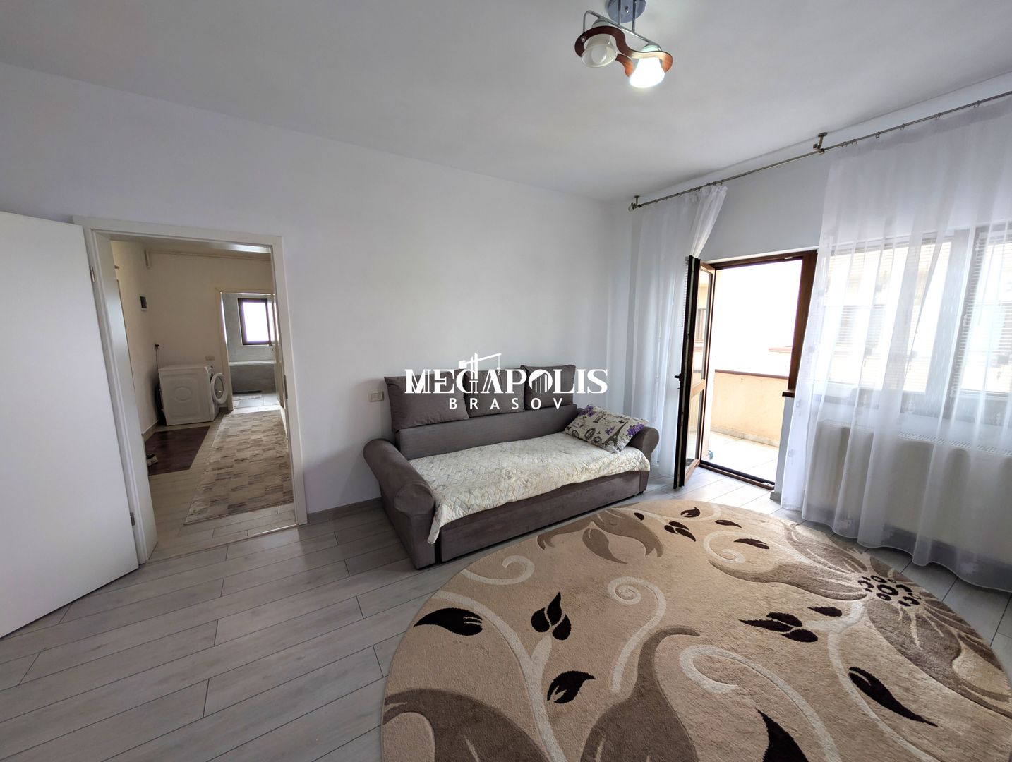 Apartament 2 Camere Decomandat Strip-Mall Sanpetru - Poză 2
