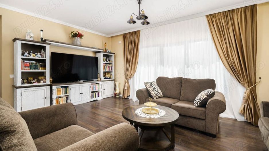 Vand apartament 5 camere ,200mp ,parter + curte proprie 150 mp - Poză 2