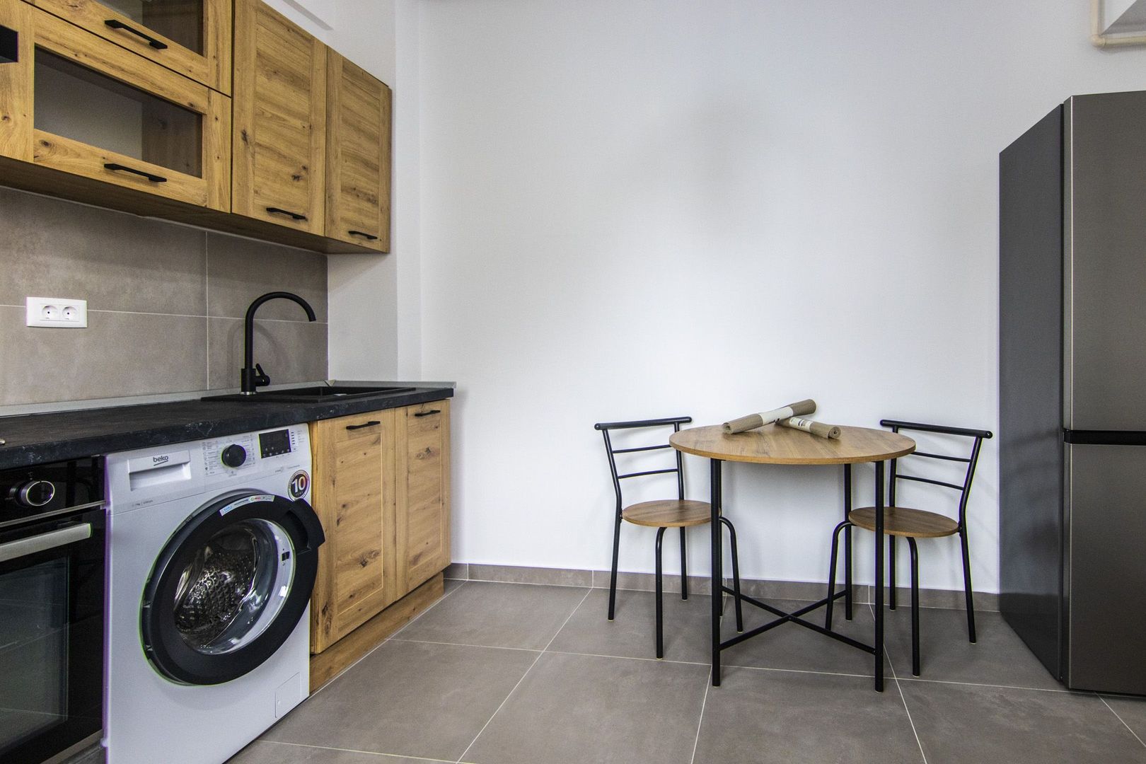 Garsoniera De Inchiriat | langa Metrou | Iuliu Maniu | Mobilata si Utilata - Poză 24