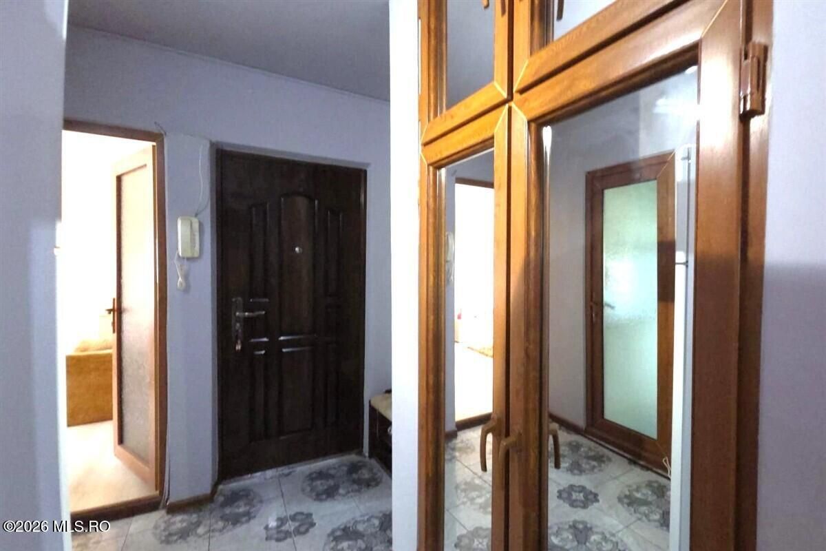 Far - Parc, 2 camere decomandate, 2 balcoane, 56 mp, centrala gaz! - Poză 9