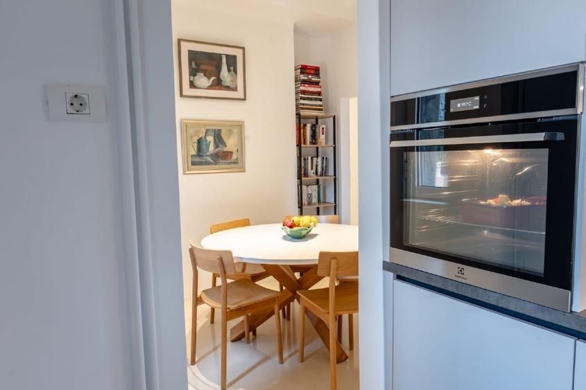 Apartament superb 4 camere. Piața Romană, 100 mp, vedere parc - Poză 8