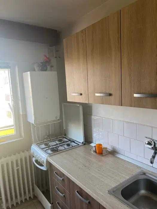 BRASADAS vinde ap 2 cam etaj 3/4 Micro 17.2 camere - Poză 6