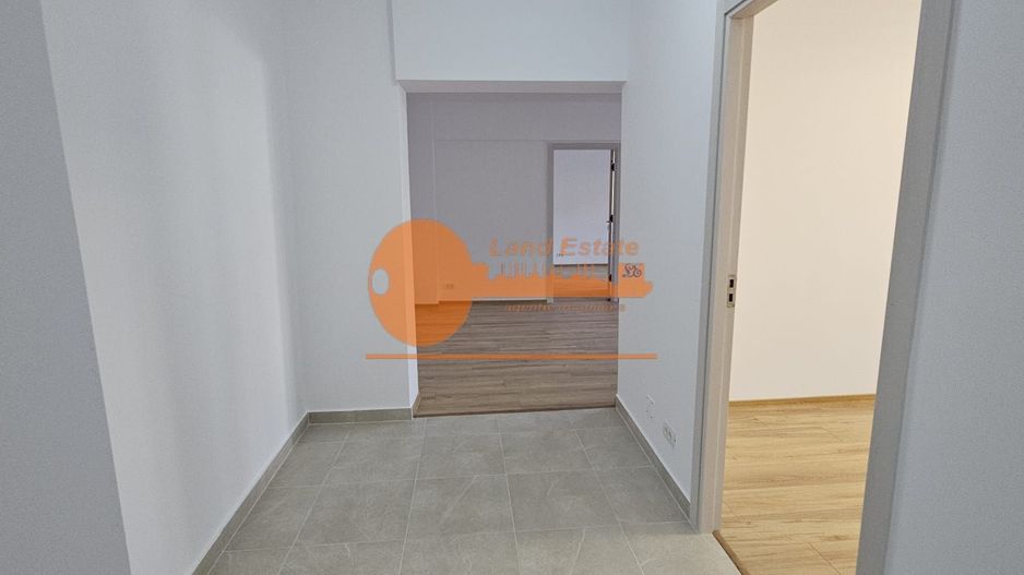 Apartament 3 camere renovat premium | Tei - Poză 14