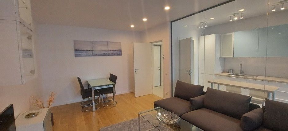 DE INCHIRIAT - APARTAMENT CU 2 CAMERE | NUSCO CITY FAZA 1 - Poză 2