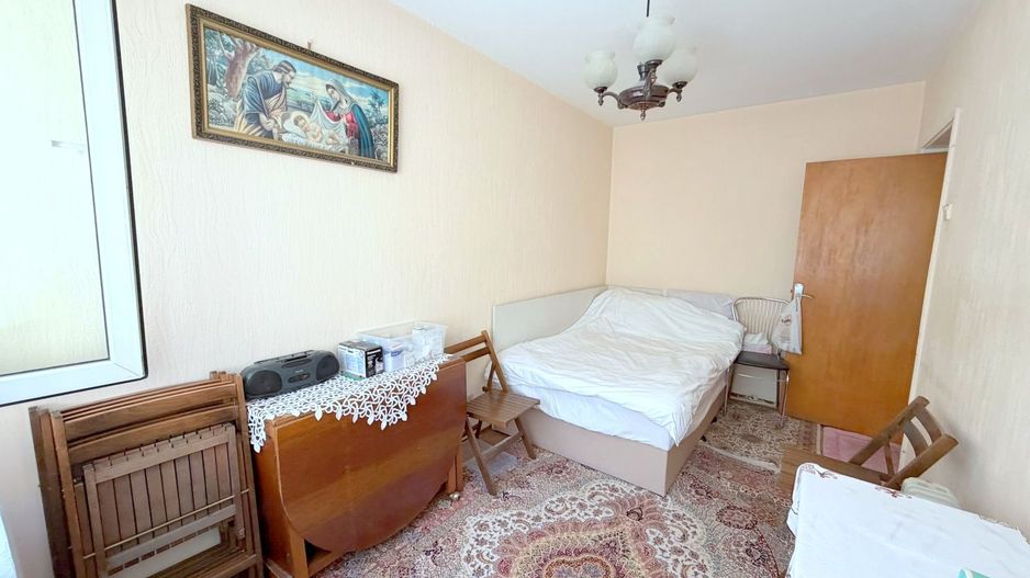 Apartament 3 camere  Etaj 2/4 | Metrou Costin Georgian - Poză 5