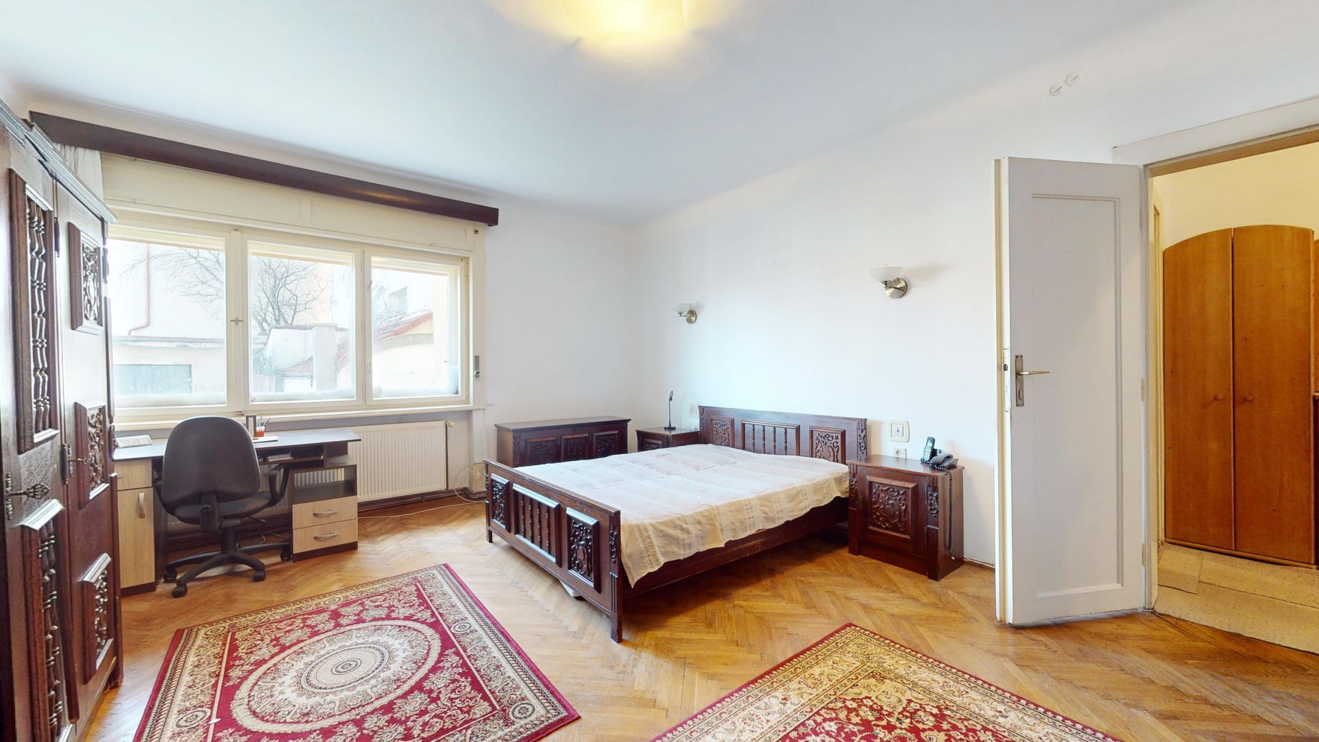 Apartament in casa si garaj in zona spitalul militar-Brasov - Poză 5