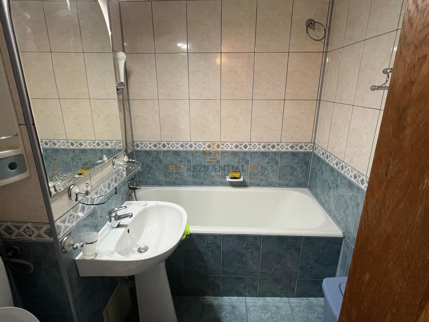 Garsoniera, etaj 2/10, zona Titan, gata de mutare, Comision 0 - Poză 8