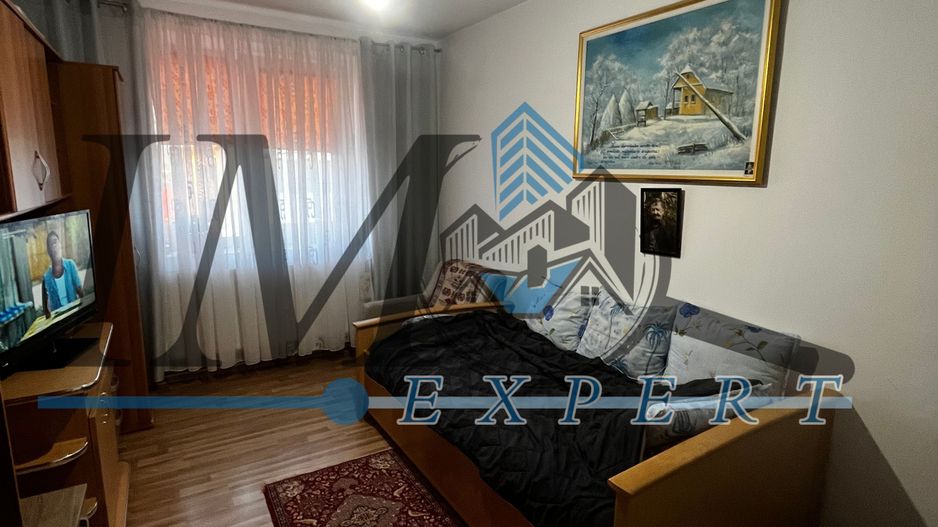 Apartament cu 3 camere de vânzare la etajul 2 in Sebeș - Poză 3