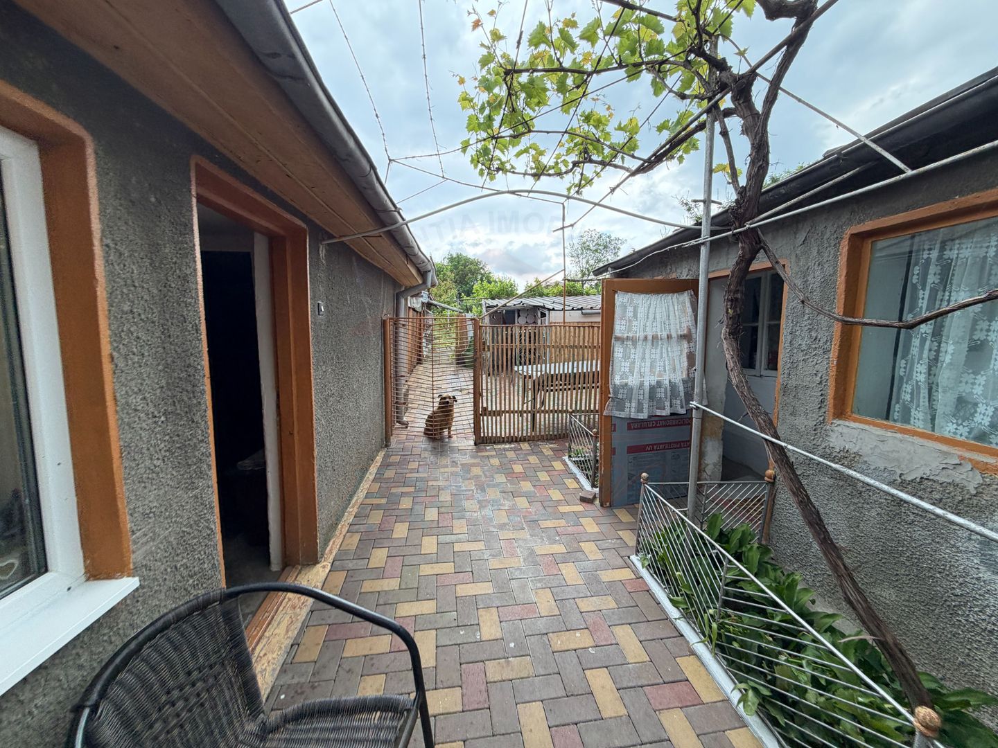 700 mp, teren intravilan, zona Centru, 150.000 euro - Poză 6