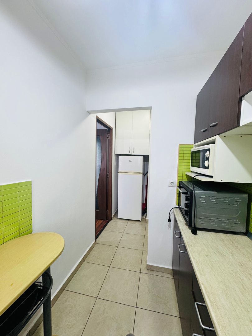 Apartament cu 2 camere, semidecomandat, Cantemir - Poză 5
