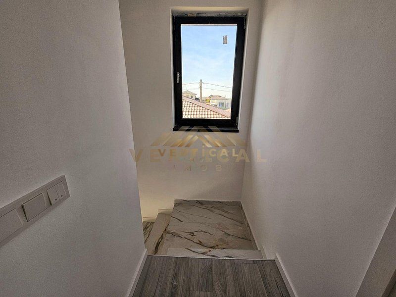 De vanzare casa 4 camere in comuna Berceni - Poză 15