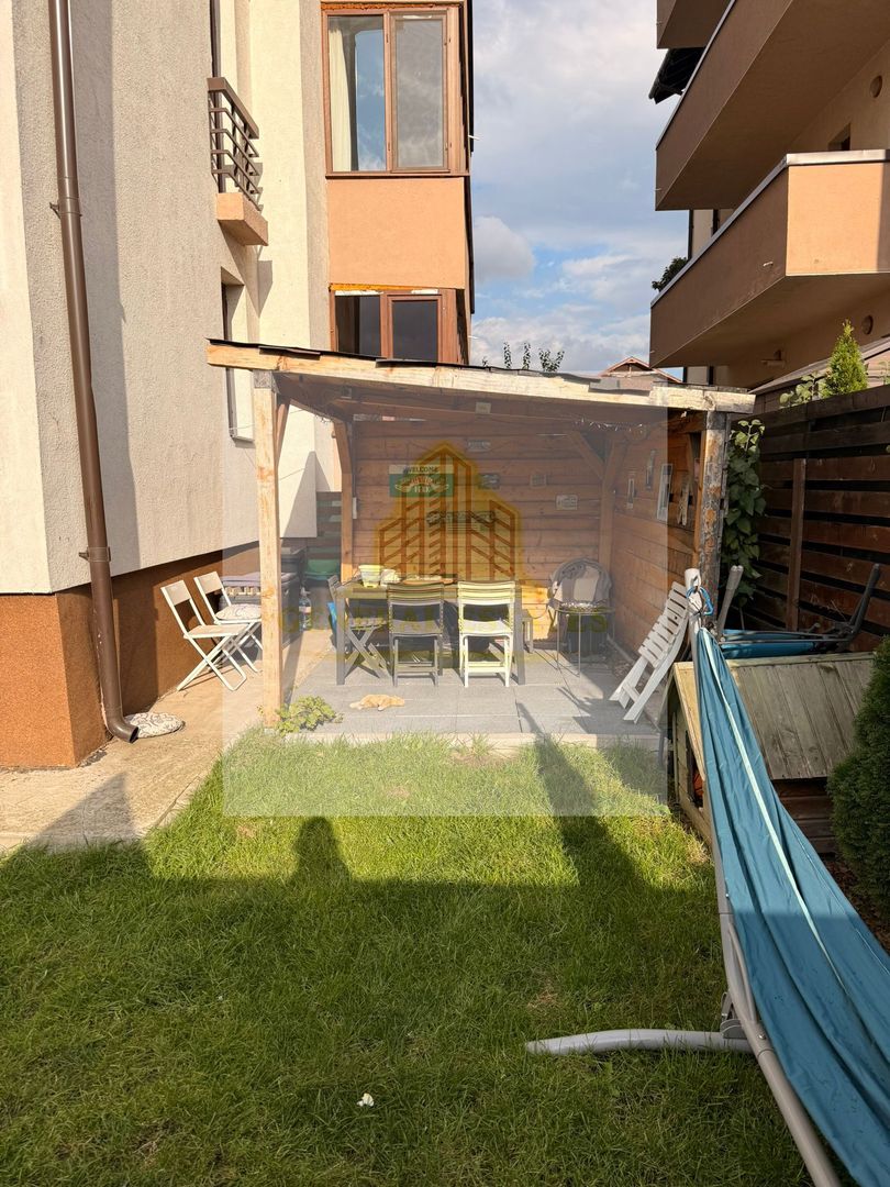 Apartament nou, luminos, cu curte proprie și parcare inclusă - Poză 9