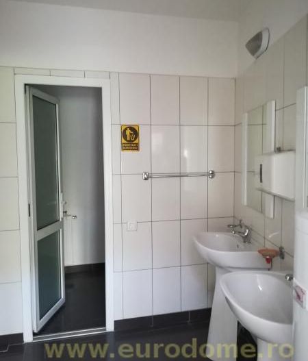 Vanzare spatiu amenajat700 mp. - Poză 8