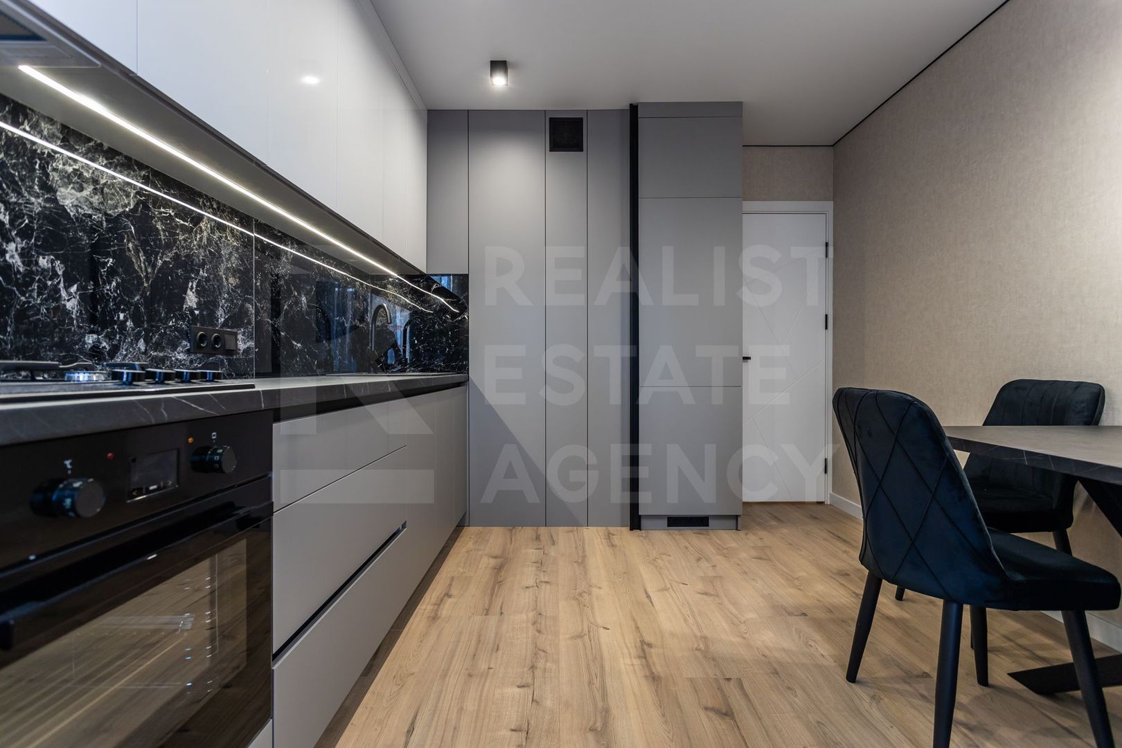 Vânzare, apartament, 2 camere, str. Ginta Latină, sectorul Ciocana - Poză 5