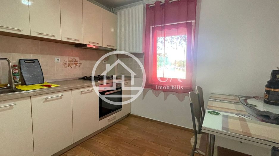 Apartament de închiriat cu 3 camere în Calea Aradului, Oradea - Poză 8