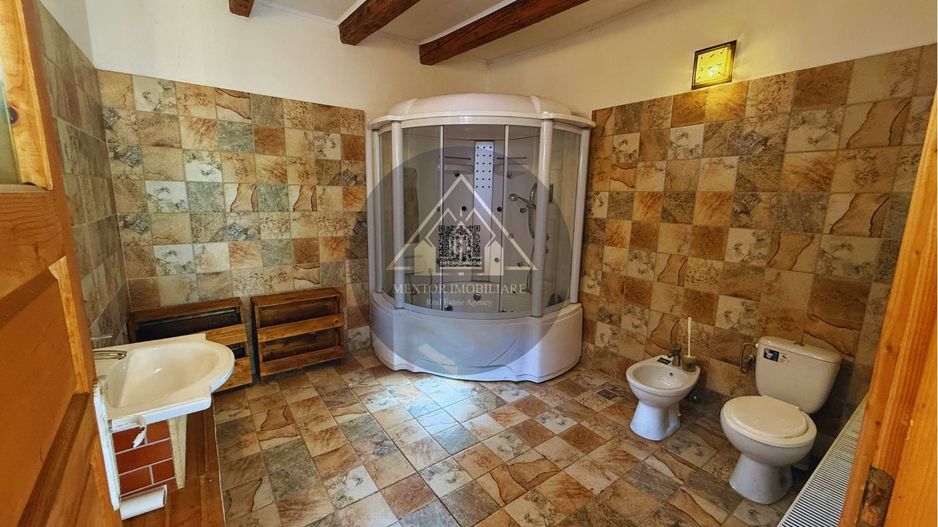 Casa saseasca, de vanzare la Richis - Transilvania - Poză 19