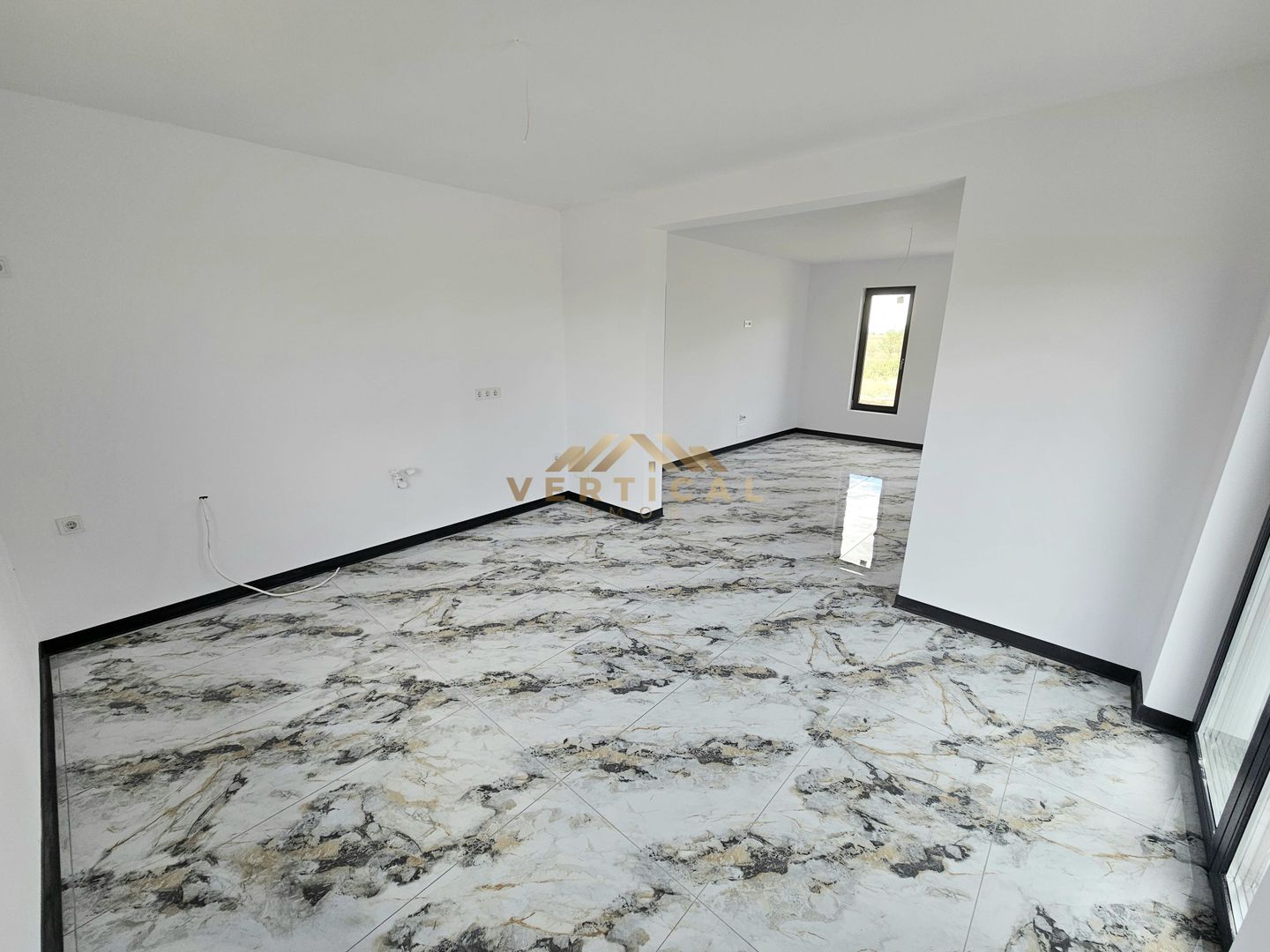 Casa parter 3 camere cu teren 340 mp - com Berceni - Poză 10