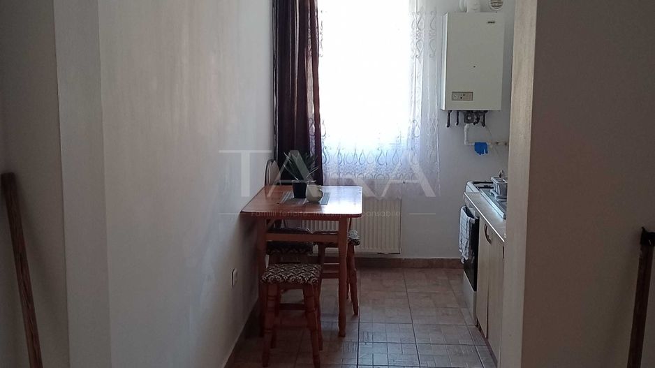 Apartament 1 cameră, 40 mp + balcon, cu parcare inclusa. Eroilor. - Poză 1