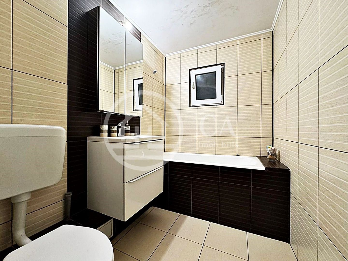 Apartament de inchiriat cu 2 camere in zona Rogerius, Oradea - Poză 9