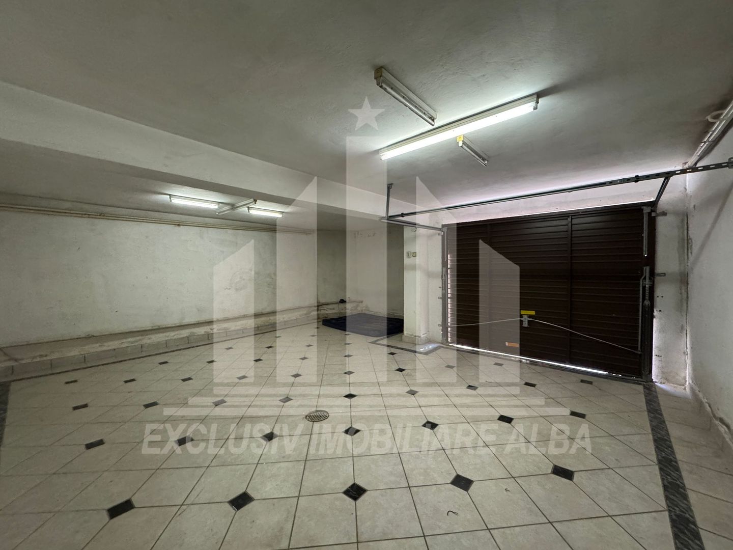 Casa individuala | Pensiune | 320 mp | 750 mp teren | Cetate - Poză 19