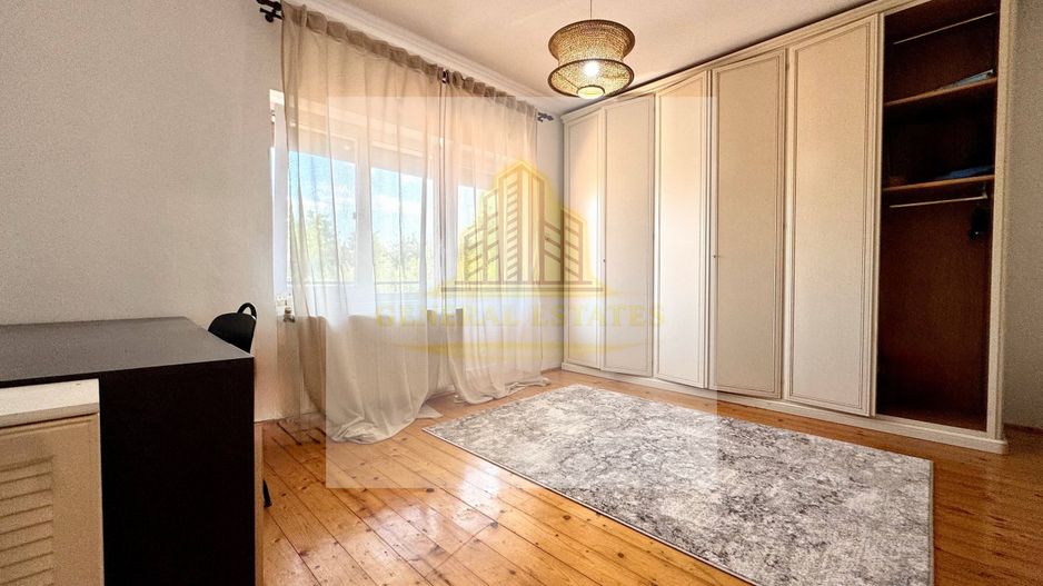 Vânzare Casă  D+P+E - 230 m.p. - Bucium - Poză 15