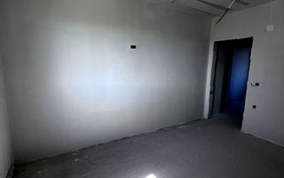 Vanzare casa P+M in Sendreni( in spatele Primariei), pret 99 000 euro - Poză 17