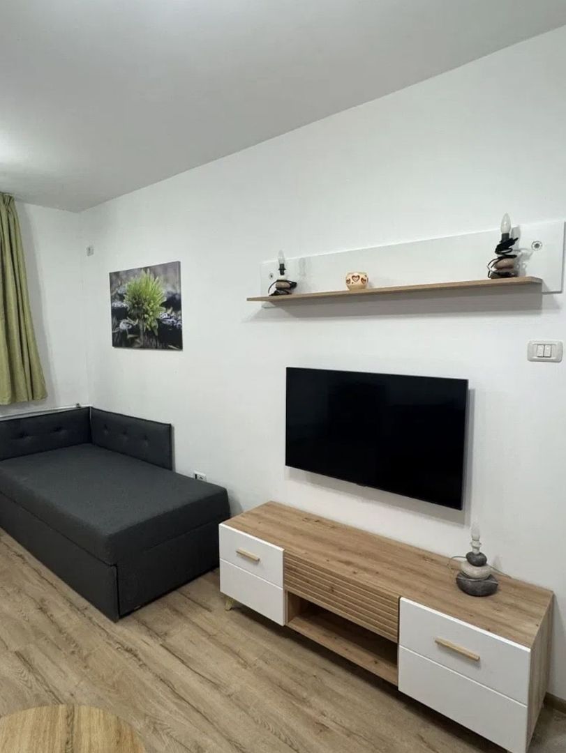 GARSONIERA - FLOREASCA, BLOC REABILITAT, MASIAN DE SPALAT VASE, MODERN - Poză 2