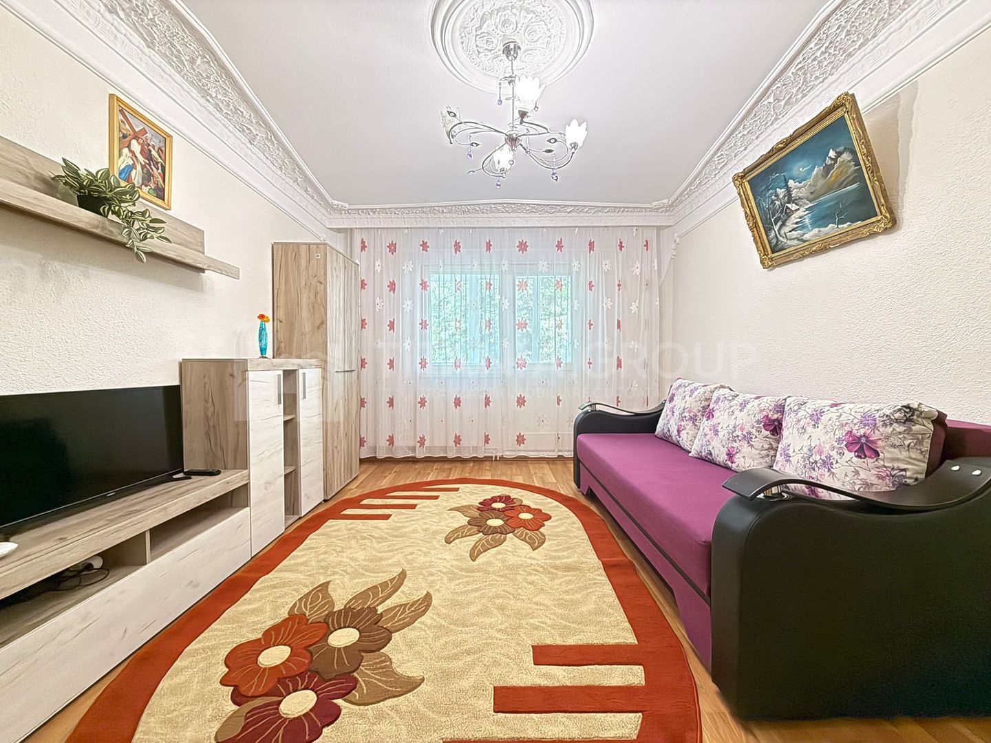 Apartament cu 2 camere, 2 bai, decomandat, etaj 1 - zona Racadau - Poză 3