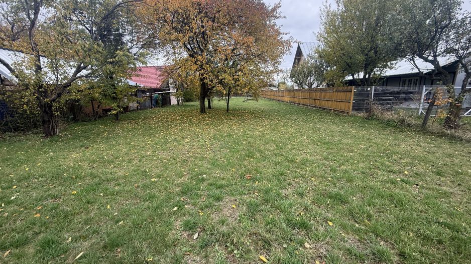 Teren intravilan împrejmuit 2331 mp la strada, toate utilitățile! - Poză 13