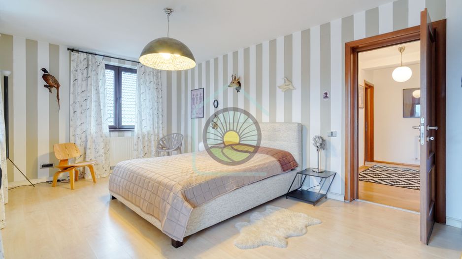 REZERVAT!!! CASA  HARMAN -COMISION 0 - Poză 18