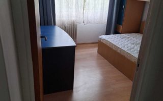 Închiriere Apartament cu 3 camere Titan, langa metrou 1 Decembrie, renovat - Poză 2