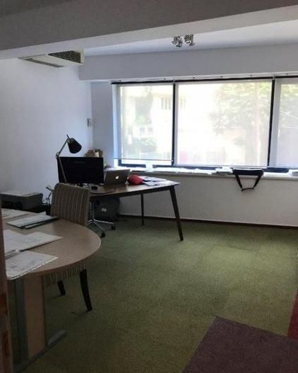 BRASADAS vinde Cladire de Birouri Inchiriat in Zona Unirii. - Poză 4