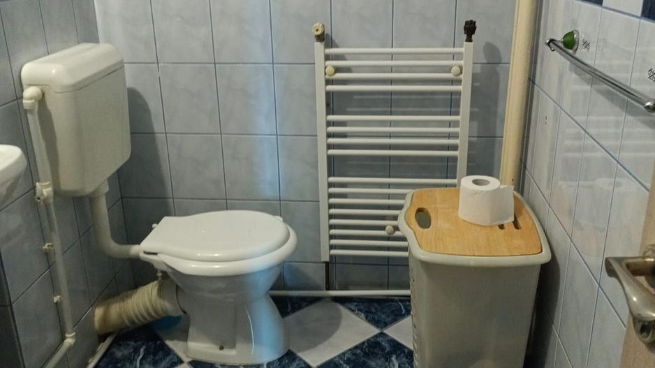 Apartament Luminos 4 camere. Zona Panselelor. Cu Centrala. Parcare. - Poză 6
