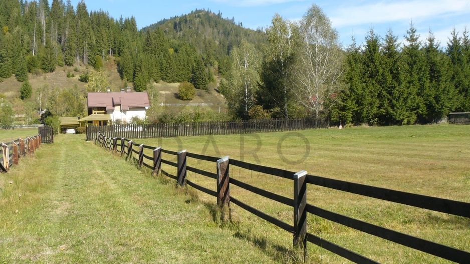 Casă cu etaj , de cărămidă, pe teren de  1680 M2, intabulat și  cu cadastru,la Neagra, jud. Mureș - Poză 2
