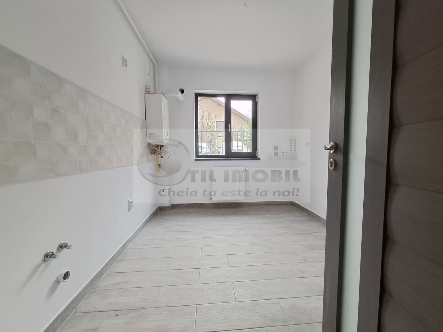 Apartament 2 camere, 55 mp de vanzare in Iasi Valea Lupului, intabulat - Poză 4