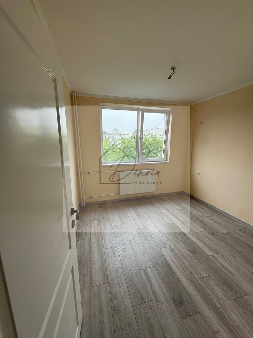 Apartament 3 camere Titan Ozana Metrou 1 Decembrie - complet renovat - Poză 7