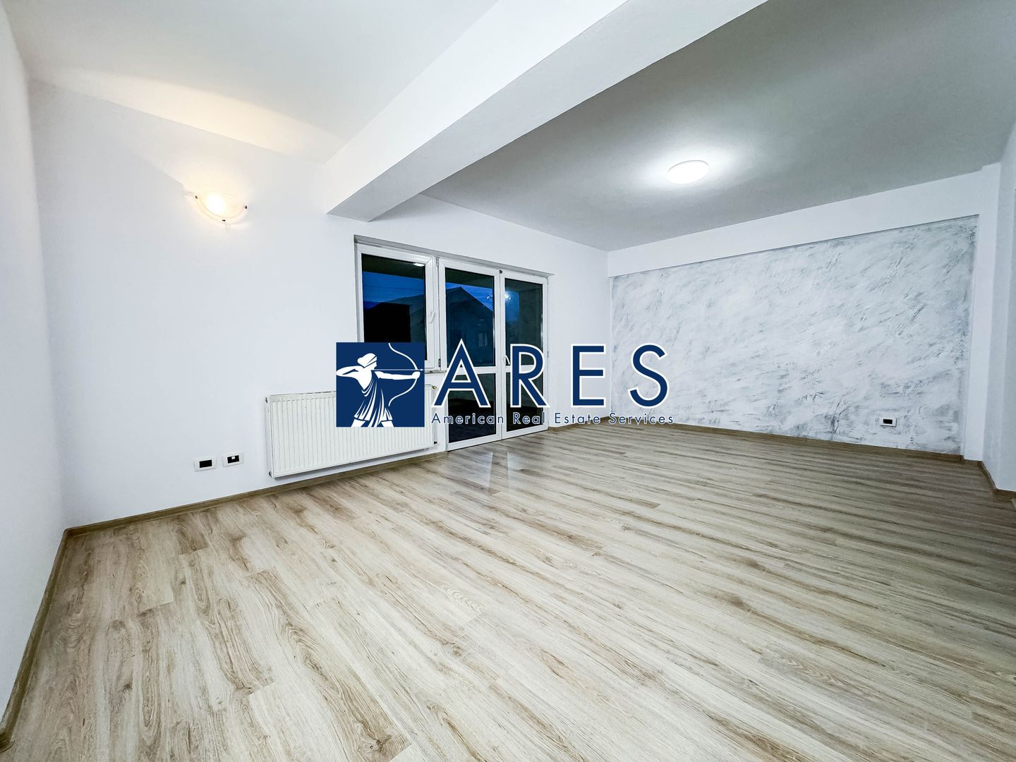 Apartament 2 camere | Etaj 1 | Bloc Nou | Zona Centrala - Poză 1