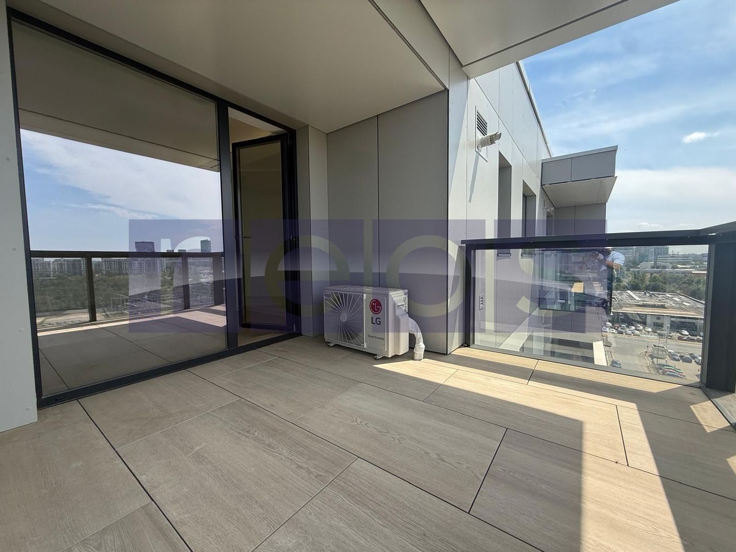 De vanzare | Apartament 2 Camere | Bucatarie inchisa | Cortina North - Poză 2