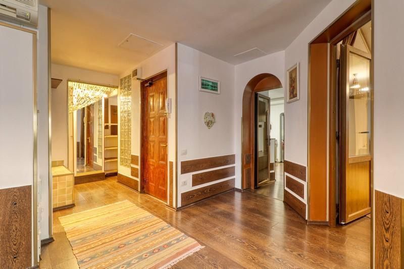 Ion Neculce | Apartament 5 camere în vilă monument - Poză 38