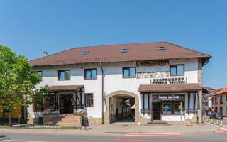 Pensiune Rosenau de vânzare - Afacere la cheie lângă Cetatea Râșnov - Poză 1