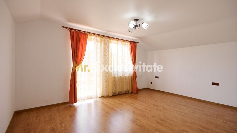 Casă individuală în Bascov -Uiasca- Liniște, confort și mutare imediată - Poză 4