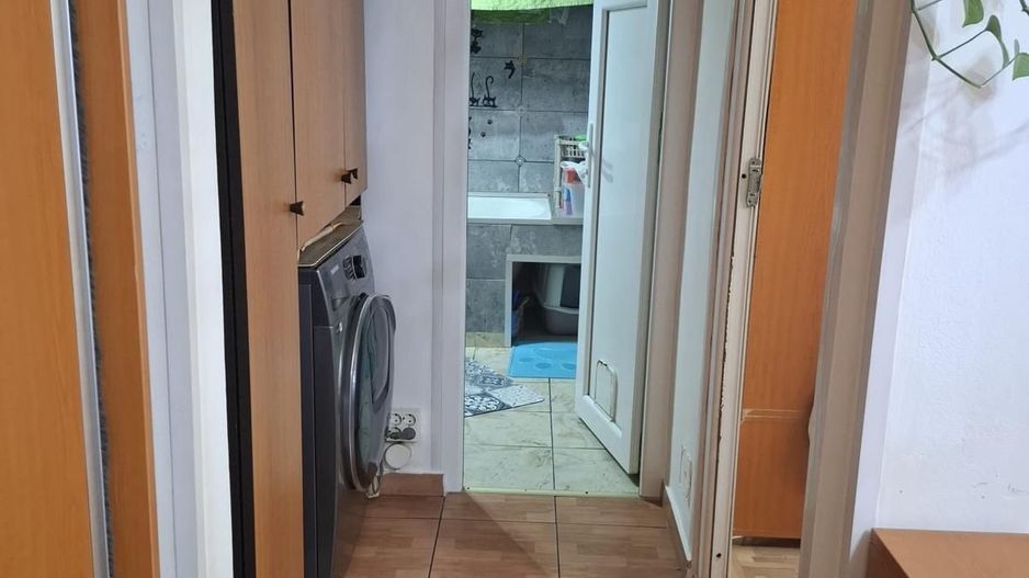 Apartament cu trei camere, Brancoveanu-Luica, 93.0000€ negociabil - Poză 9