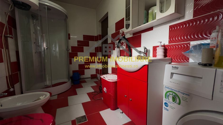 Casa de vanzare in statiunea turistica Tg-Ocna - Poză 10