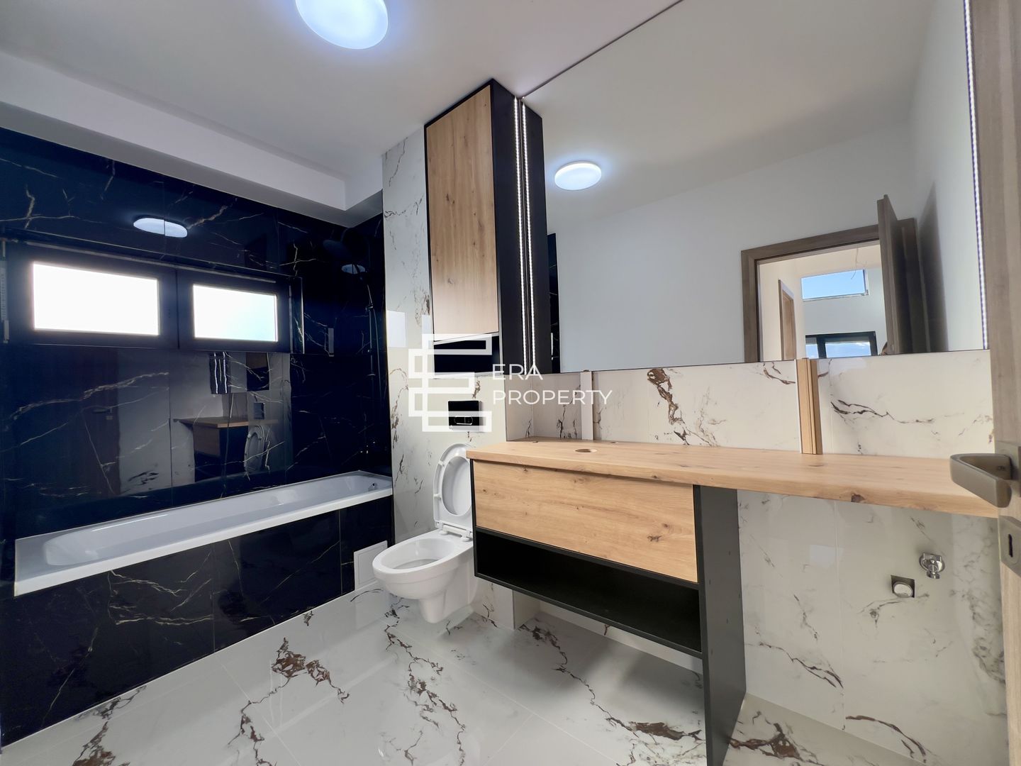 Penthouse 5 camere -  133 mp utili - predare la cheie, zona Aeroport Sibiu - Poză 8