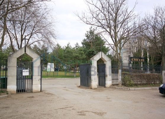 Loc de veci în Cimitirul Petru și Pavel, Iași - Poză 1