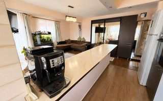 Apartament 2 camere cu 2 balcoane si parcare subterana, Str. Eroilor - Poză 4
