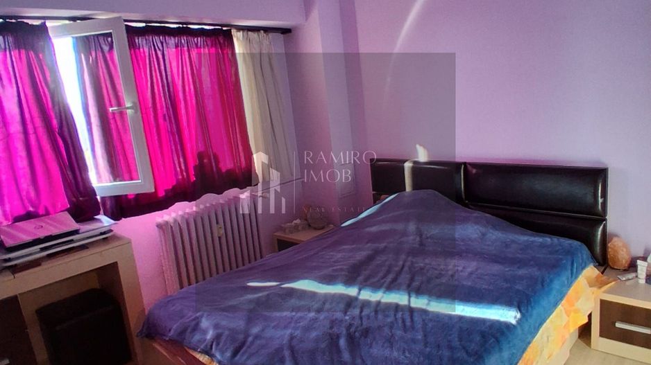 OCAZIE 3 CAMERE METROU GORJULUI - Poză 9