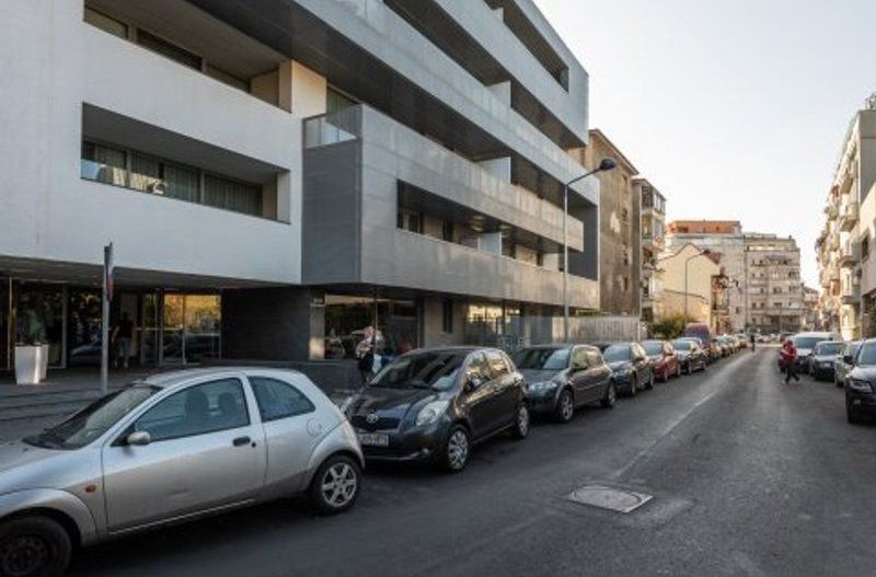 Studio in Vernescu Residence, nou, mobilat si utilat, parcare subterana - Poză 6